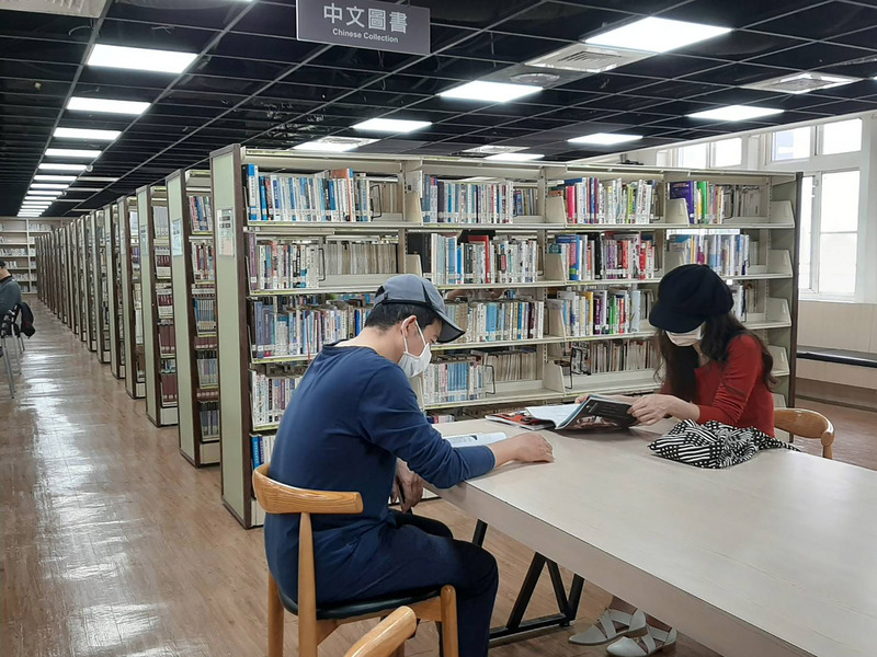 台閱讀力提升，去年1億人次進圖書館。（圖:中央社檔案照片）