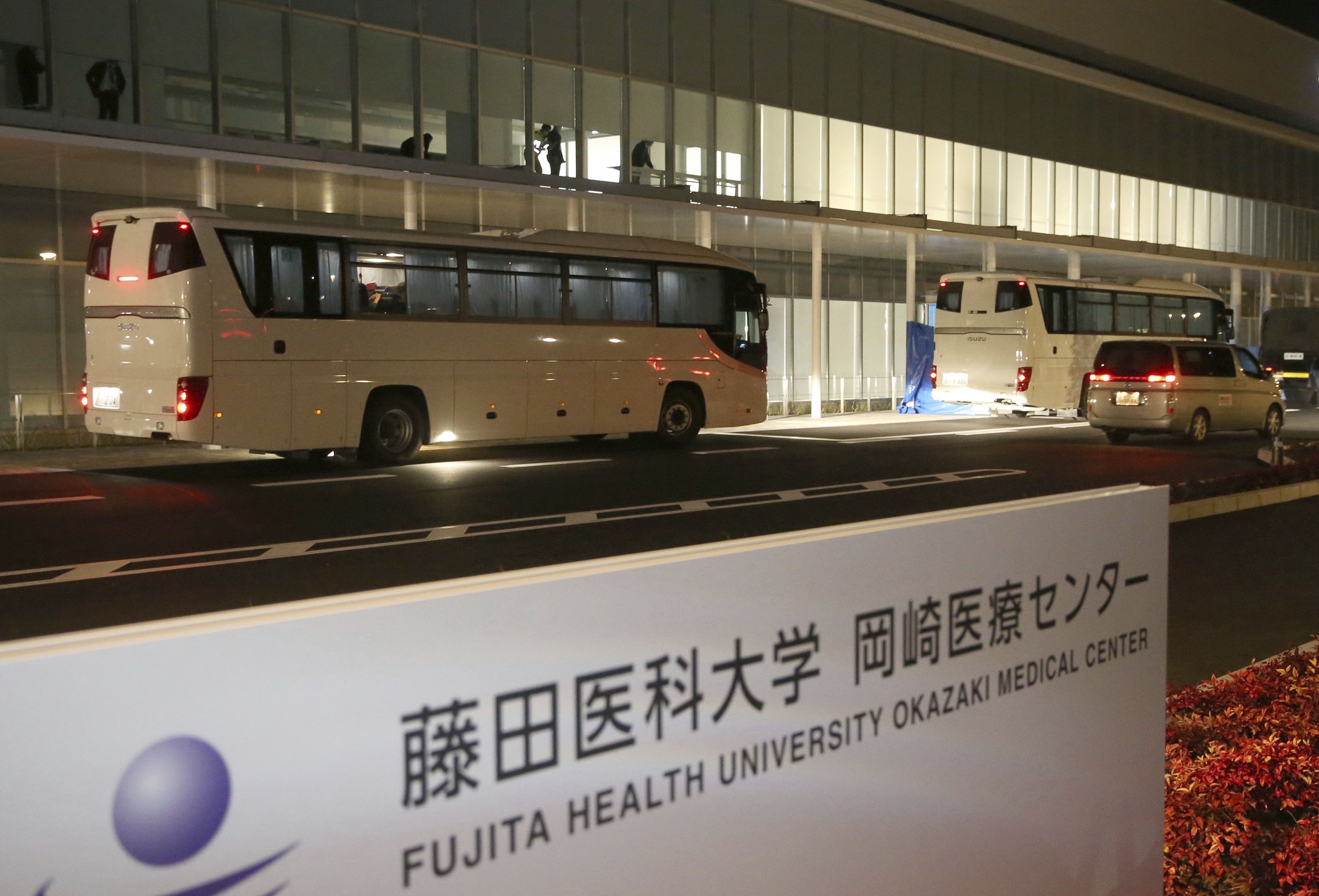 泊靠在日本橫濱港的鑽石公主號無症狀確診患者被送進位於愛知縣岡崎市的安置場所。圖為藤田醫科大學岡崎醫療中心。(美聯社/達志影像)