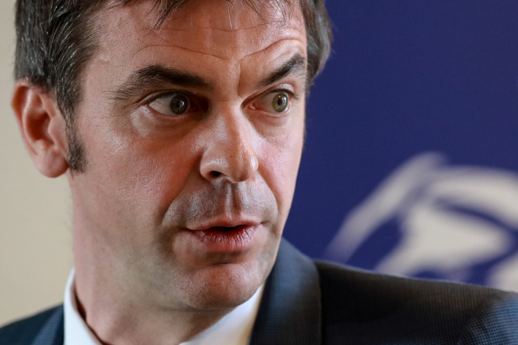 法國衛生部長維宏(Olivier Veran) (AFP)