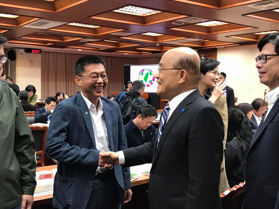 行政院長蘇貞昌今天到立法院拜會民進黨團，尋求黨團支持。(鄭舲 攝)