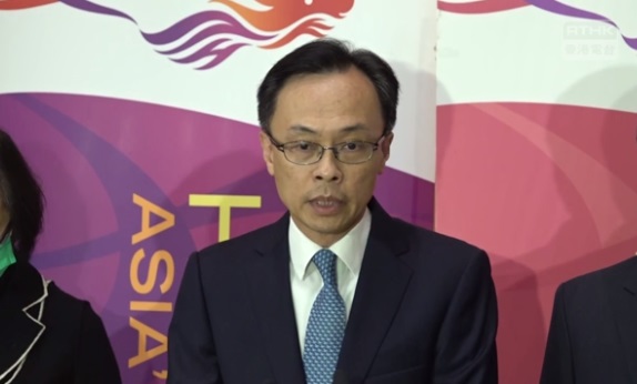 香港特區政府將派出專機，分批接走滯留在湖北的香港人。(圖擷自香港電台)