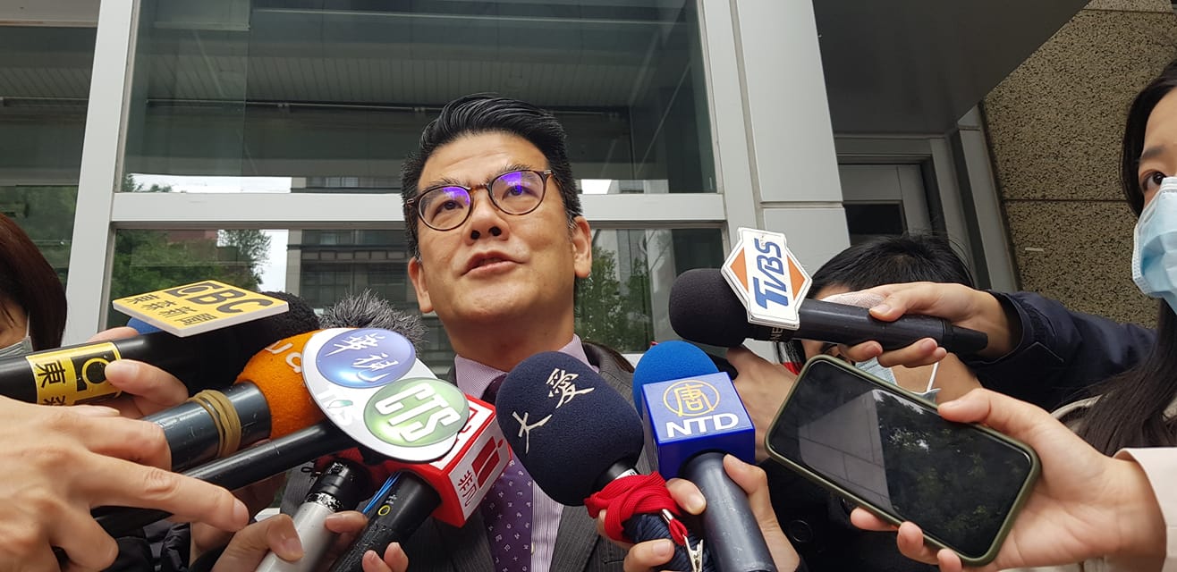 台大公衛學院教授、台大醫院雲林分院副院長馬惠明建議政府，應在社區內設置篩檢站，擴大防疫網絡。（江昭倫攝）