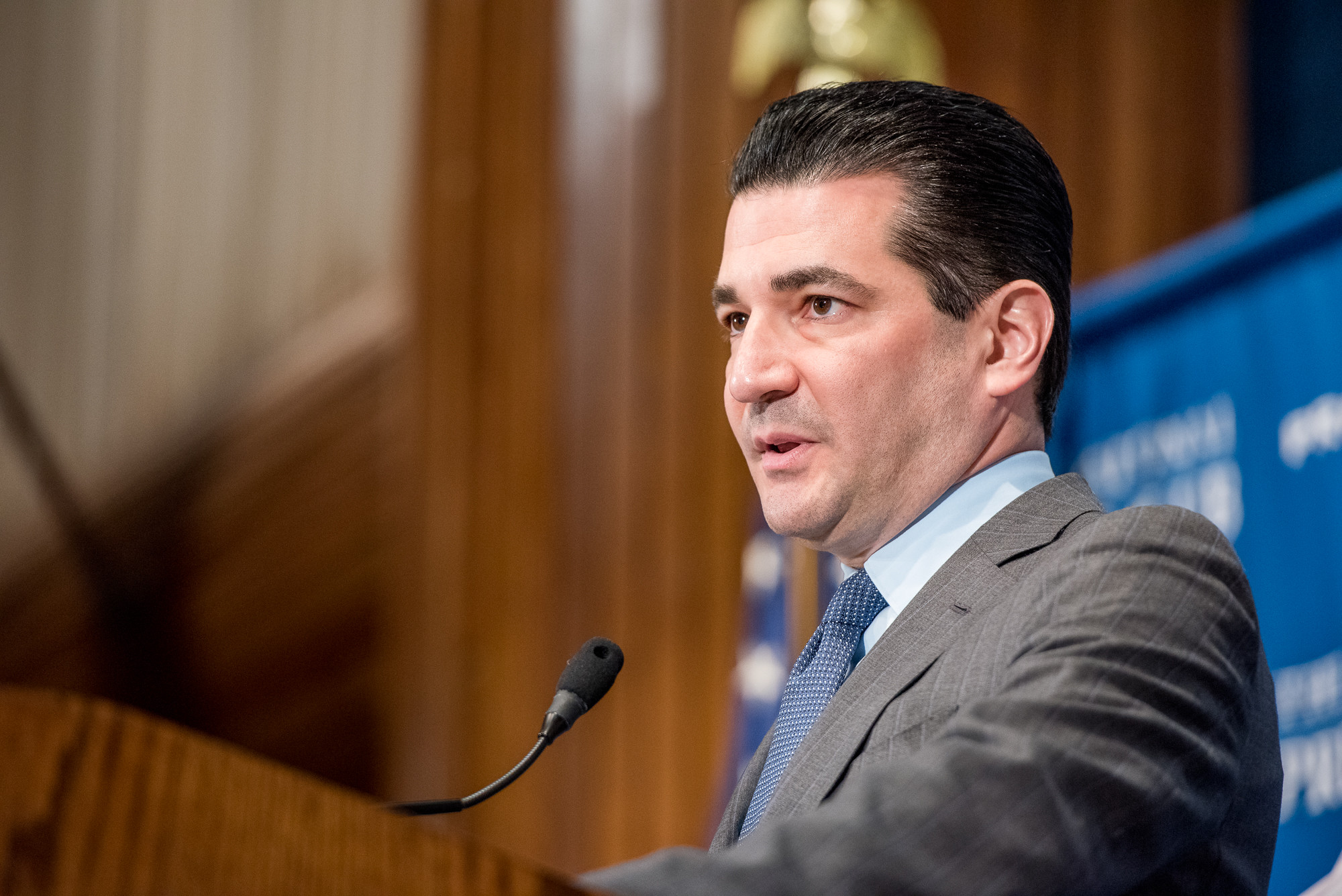 美國食品暨藥物管理局(FDA)前局長高特里布(Scott Gottlieb)。(圖/flickr)