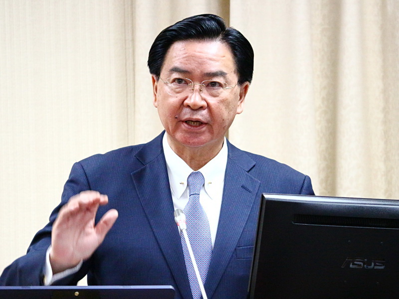 外交部長吳釗燮在立院外委會表示，邦交國目前沒有任何波折、邦交穩固 (央廣記者王照坤 攝)