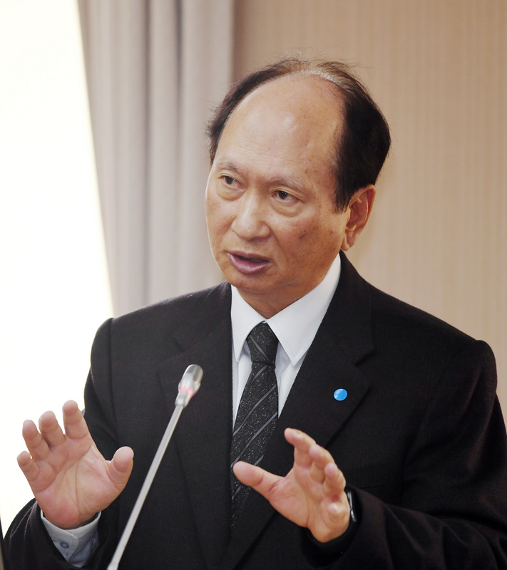 政務委員吳澤成表示，原定2025年完工的時程目標，不希望輕易延期。(圖：中央社)