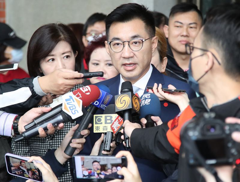 國民黨主席江啟臣（中）(資料照片/中央社)