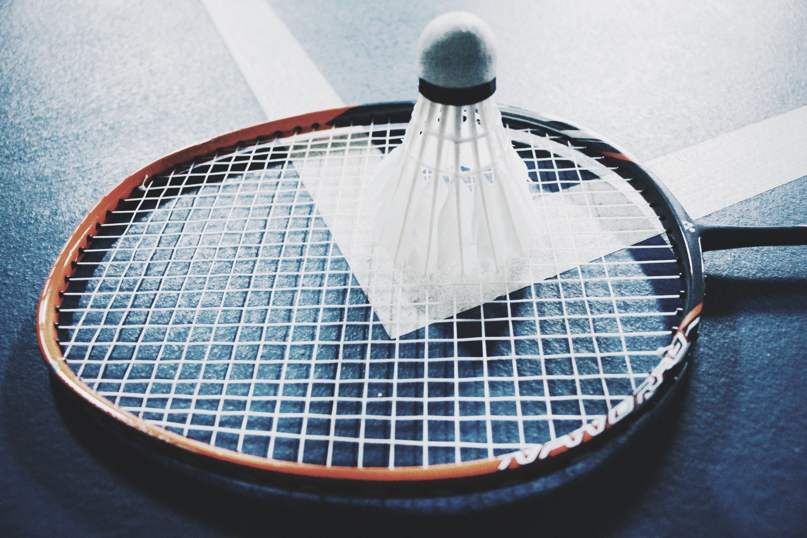 世界羽球聯合會(BWF)14日發布聲明決定暫停3月16日到4月12日所有賽事，原定如期舉辦的印度羽球公開賽因此喊卡。(Unsplash 圖庫)