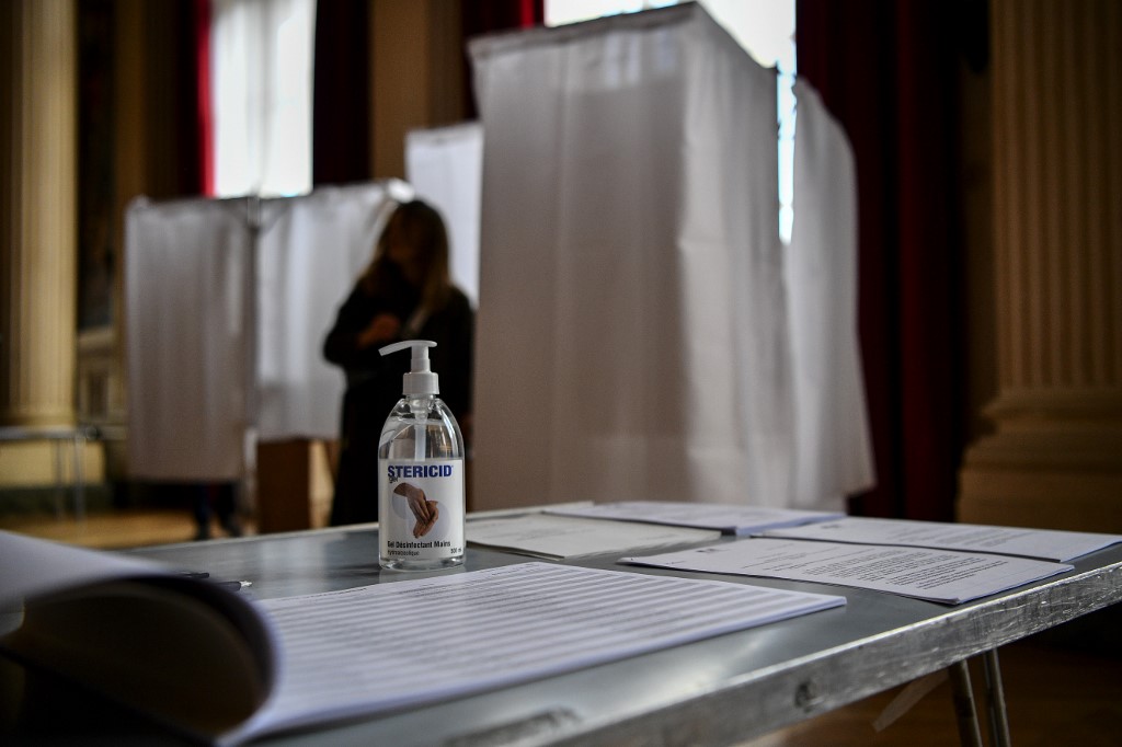 武漢肺炎疫情攪局，法國地方選舉變數多。 (AFP)