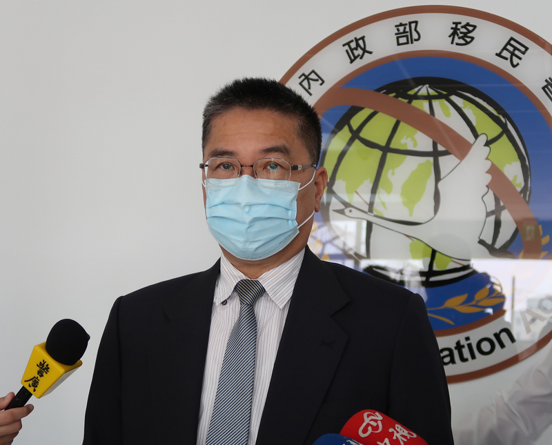 武漢今解封，內政部長徐國勇表示，滯留武漢國人不可自行搭機返台。 (圖:中央社檔案照片)