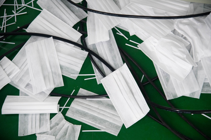 拚防疫，全球最大醫療手套業者將生產口罩。示意圖。 (圖:中央社)