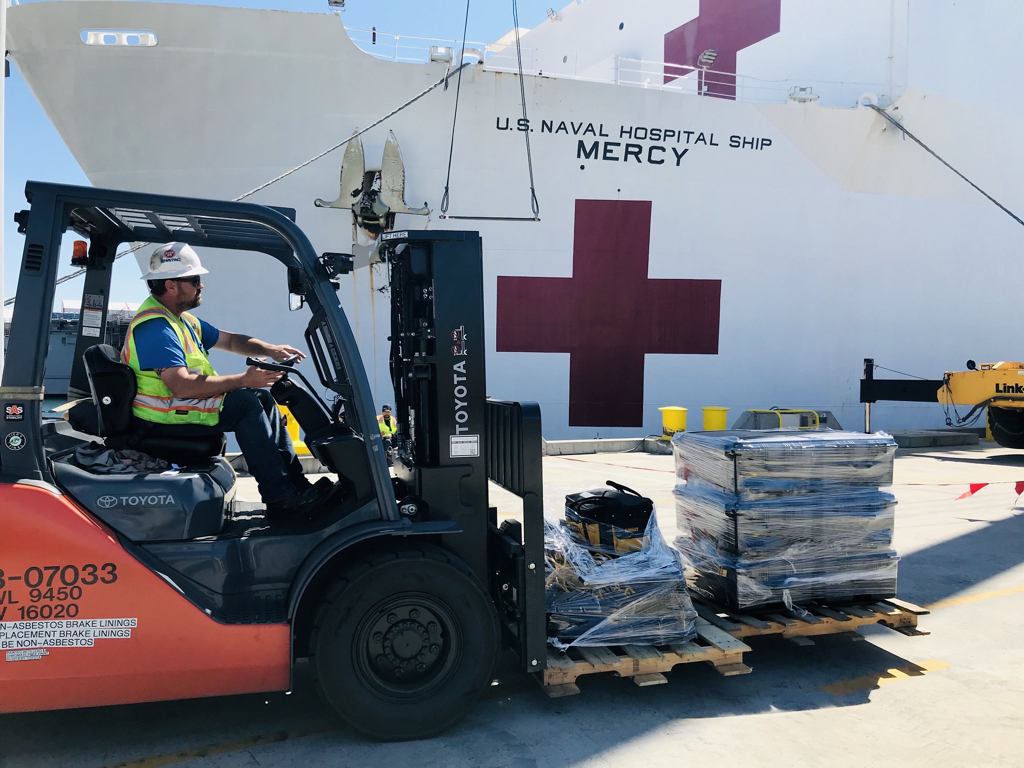 美國海軍「仁慈號」(USNS Mercy)醫療艦。 (圖:美國海軍)