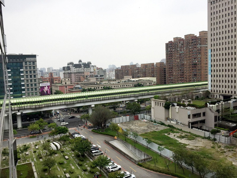 台中捷運公司24日表示，台中捷運綠線從民國98年10月起動土，預計109年8月進行初勘，11月起展開試營運及正式通車，票價從新台幣20元起跳。(圖:中央社)