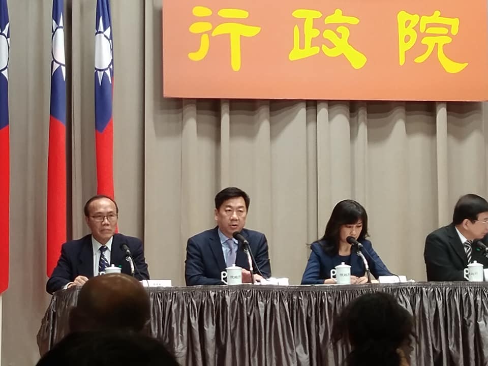 內政部次長陳宗彥(中)。(王韋婷攝)