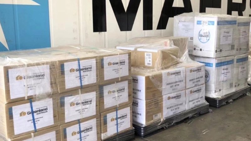 澳洲傳出有中資企業搜括醫療物資運到中國，澳洲政府隨即推出新規定，嚴格審查外國企業在澳洲的投資案。(圖/推特)