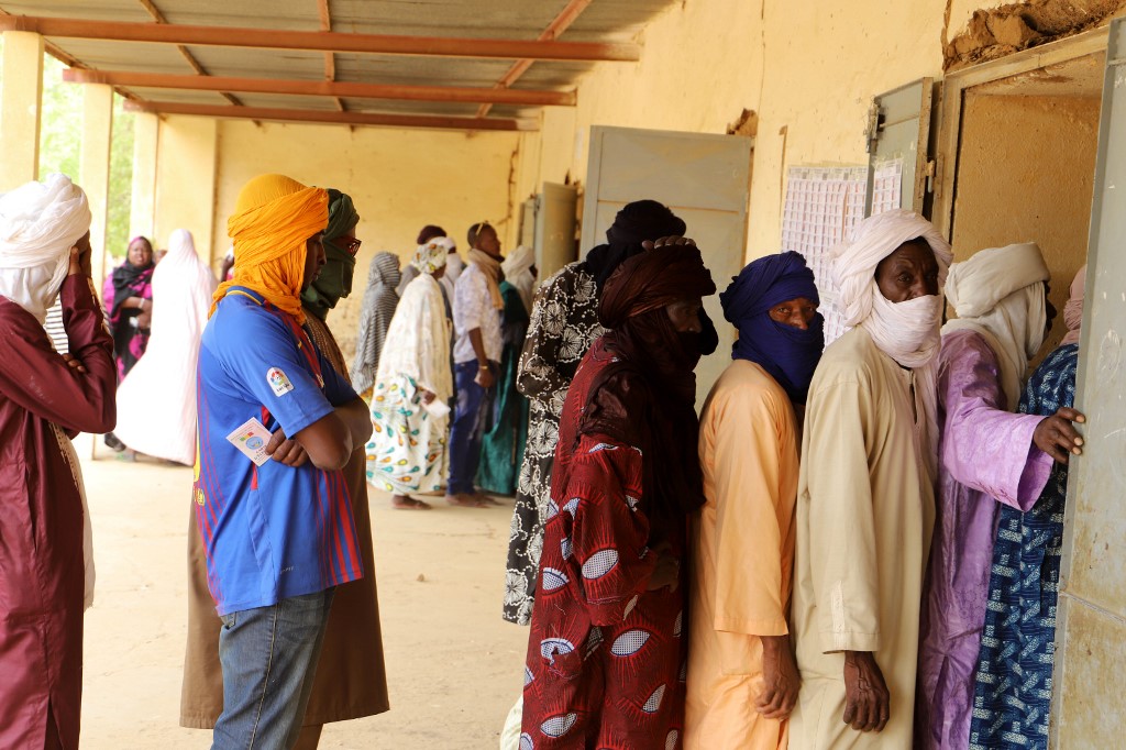 疫情安全隱憂擺一邊，馬利舉行國會大選。 (AFP)