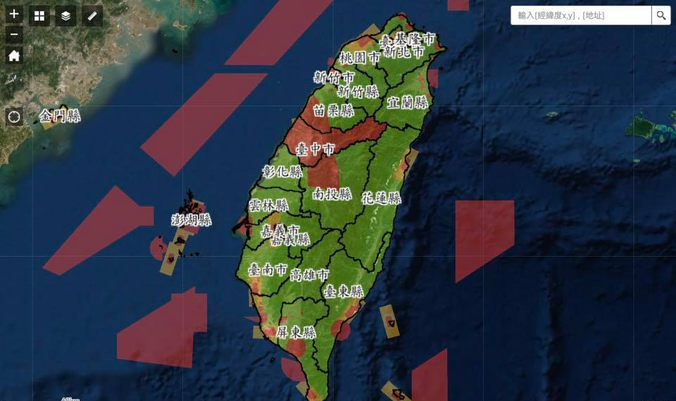 無人機管理法規31日上路，無人機活動空域圖資查詢APP今天(30ˋ)上線，民航局提醒注意並遵循圖資中的紅、黃、綠3顏色，代表禁止、有條件限制及合法的活動範圍，確保安全不觸法。(圖/臉書)