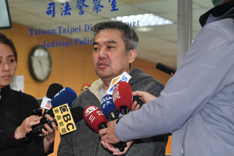 台灣高等法院1日認定，張綱維涉嫌掏空達數十億元，原審卻裁800萬元具保，不符比例原則，撤銷發回重裁。(圖：中央社)