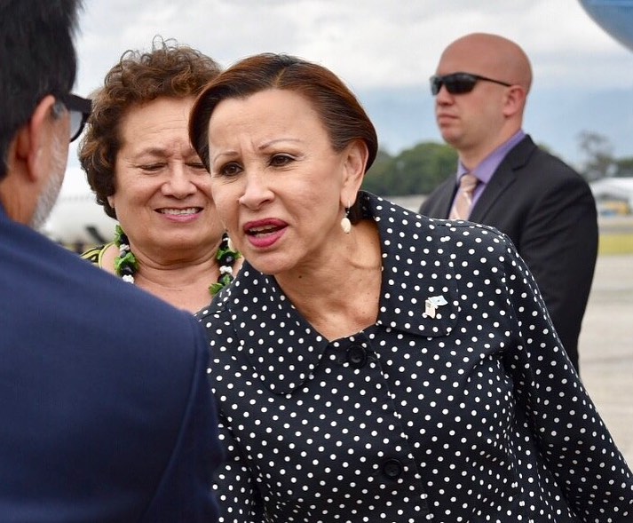 美國聯邦眾議員貝拉斯格斯(Nydia Velazquez)。 (圖:取自臉書)