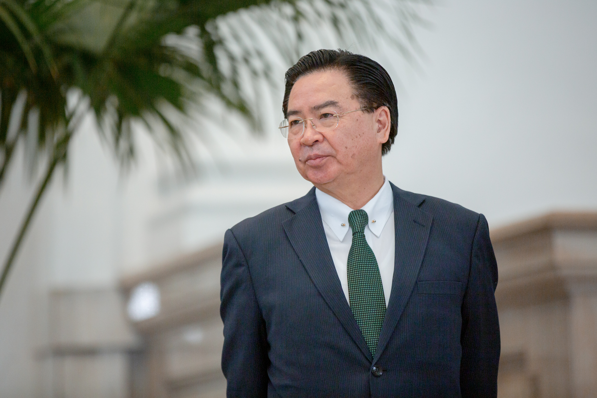 蔡英文總統1日在總統府發表敞廳談話，外交部長吳釗燮(圖)陪同出席。 (圖:總統府)