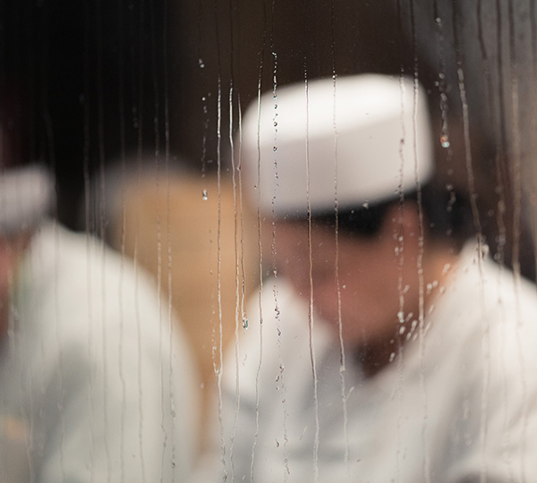 民眾最有感的外食費居高不下。(示意圖/Unsplash)