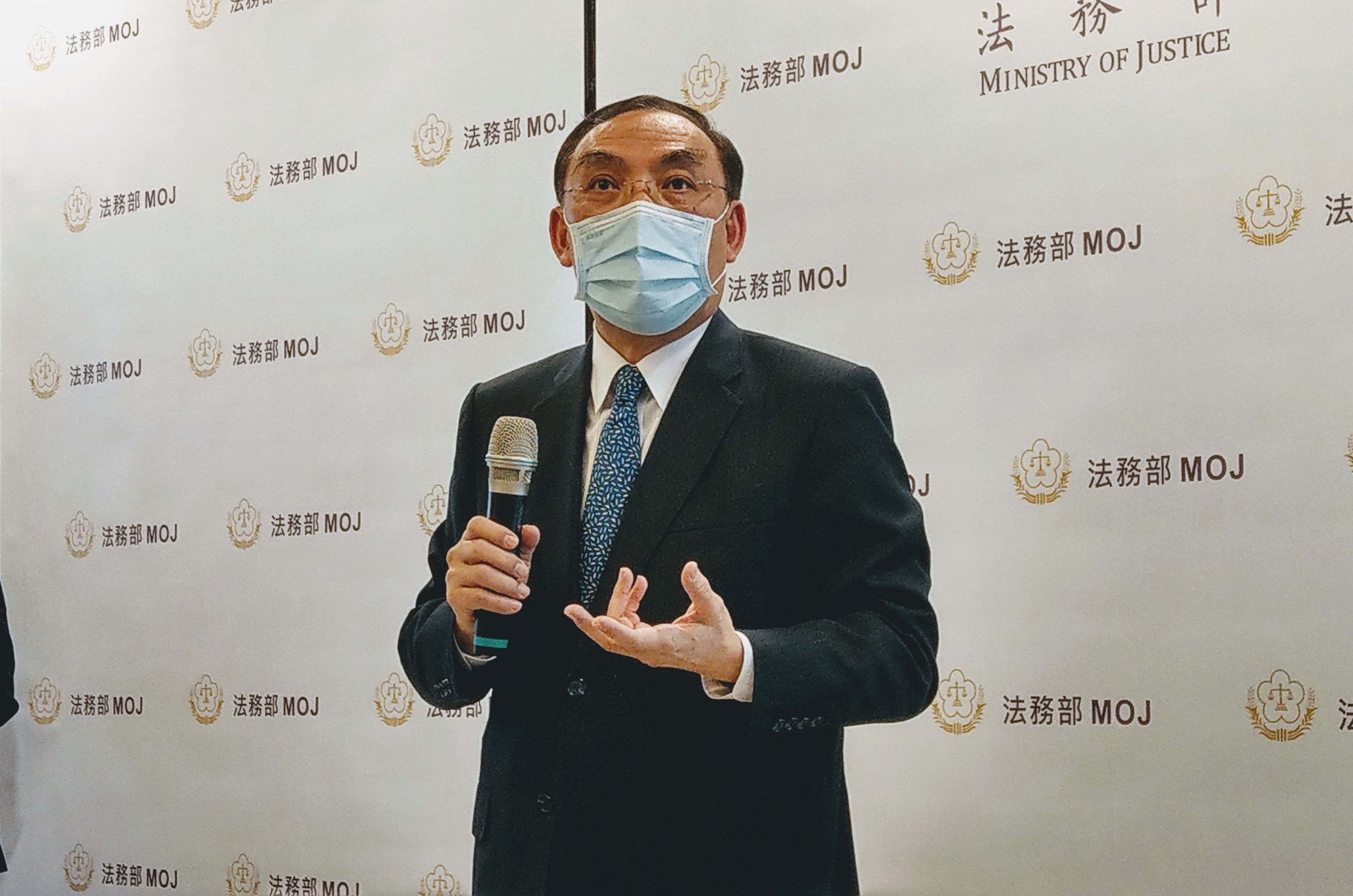 法務部長蔡清祥15日表示，針對兇嫌精神鑑定，應有一套更精緻的標準。(歐陽夢萍 攝)