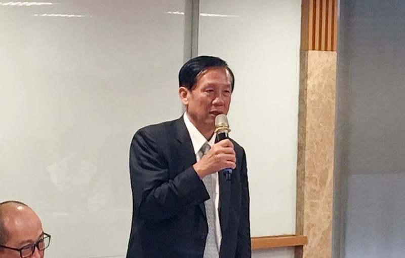 全國商業總會理事長賴正鎰呼籲振興券應同步上路，加速振興經濟。(資料照/謝佳興 攝)