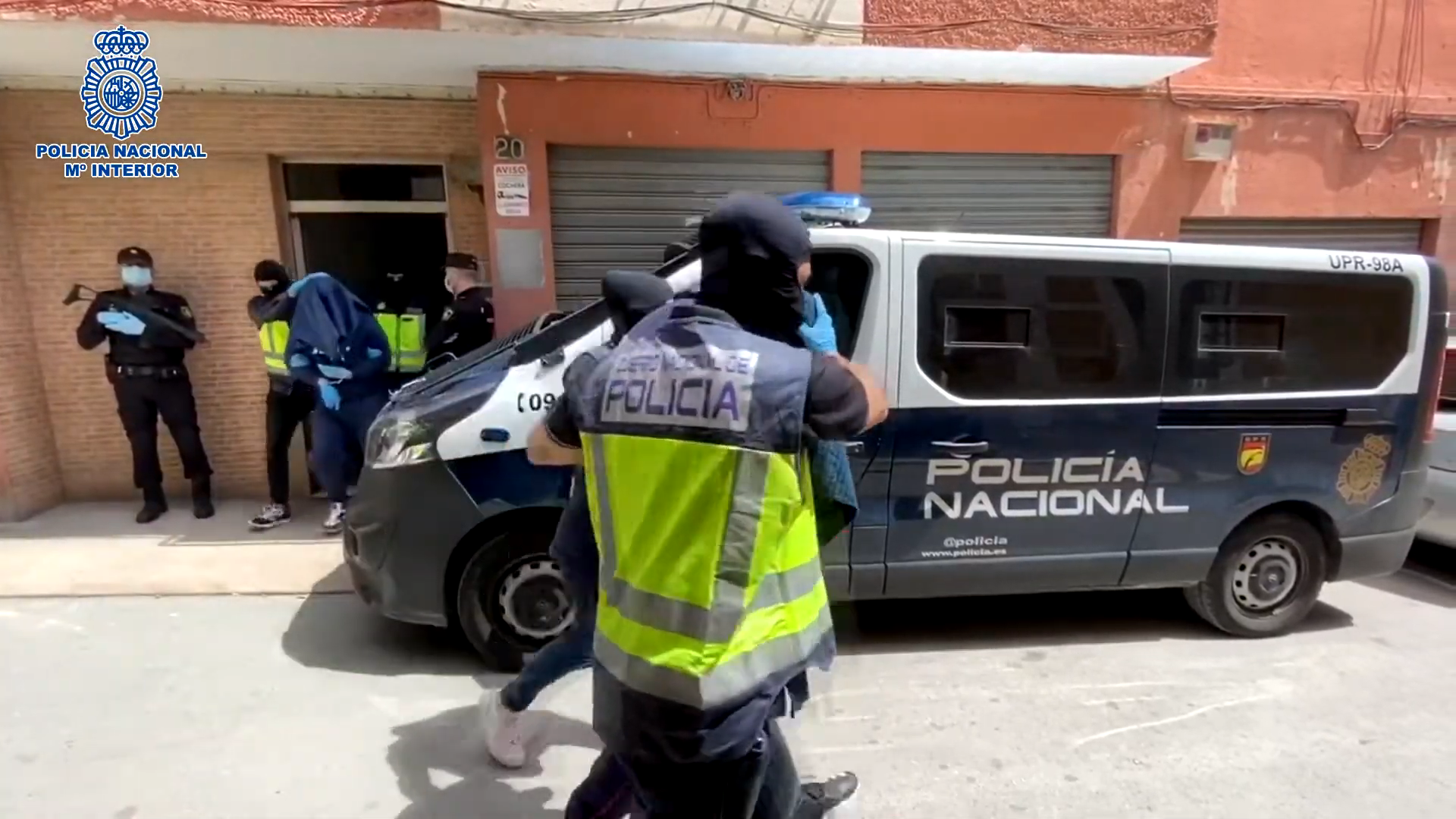 西班牙警方已經在南部的阿梅里亞市(Almeria)，逮捕了被列為歐洲頭號通緝要犯的伊斯蘭國(IS)戰士。(圖擷取自Youtube)