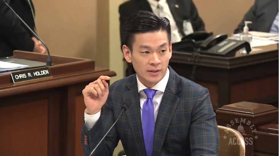 美國加州眾議員羅達倫(Evan Low)。 (圖:加州眾議會)