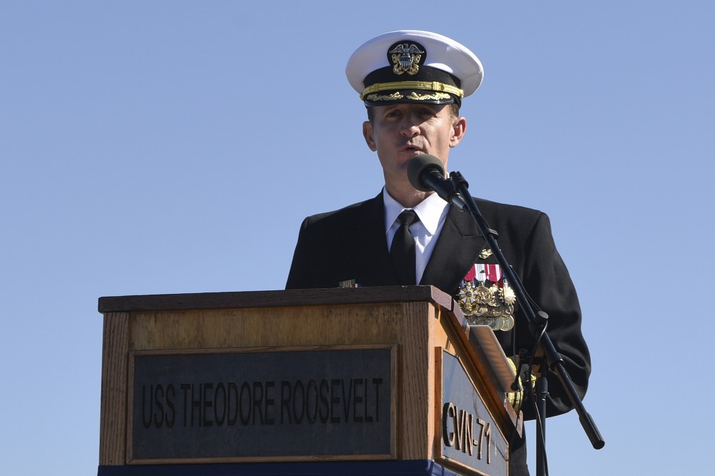 美國海軍羅斯福號(USS Theodore Roosevelt)航空母艦的前艦長克勞齊上校(Capt.Brett Crozier)  (AFP)