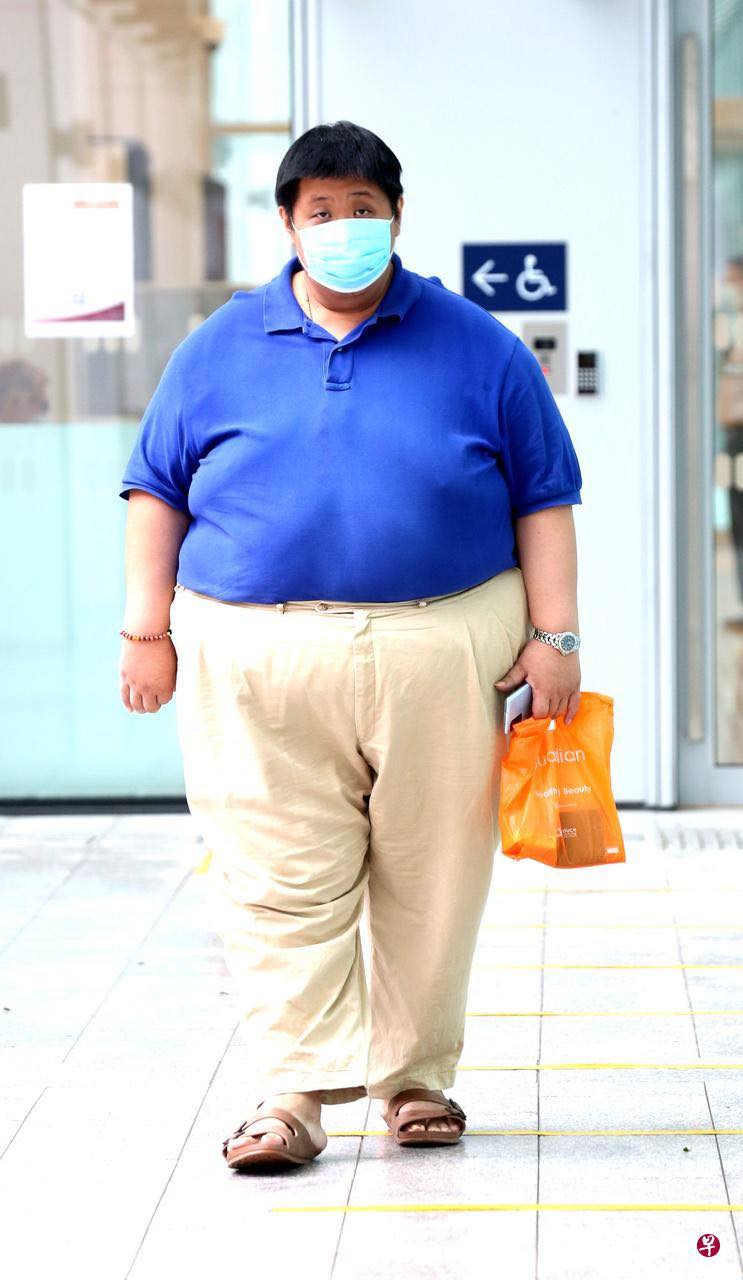 「海峽時報」報導，賴勇輝(音譯)被控在臉書社團Taxiuncle貼出假訊息，在貼文中宣稱接到訊息，政府將於4月18日推出加強版的「阻斷措施」(Circuit Breaker)。(圖/臉書)