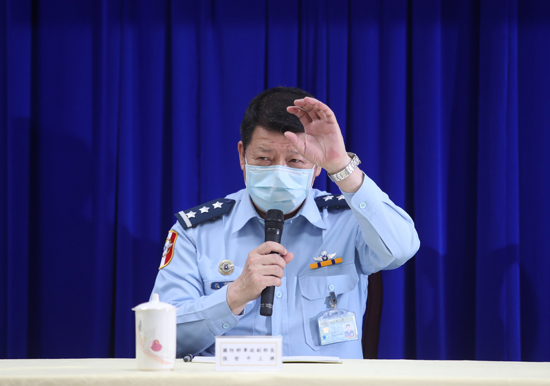 國防部軍政副部長、上將張哲平表示，將會依據調查結果與違失情況做出決定。(圖：中央社)