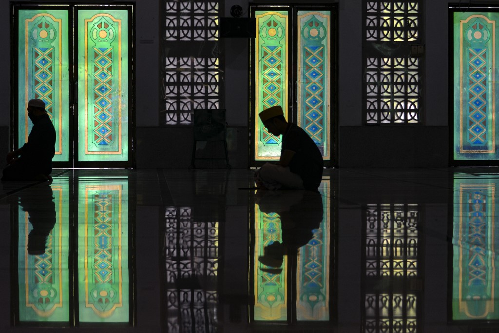 武漢肺炎改變齋戒月傳統，穆斯林仍堅持信仰。 (AFP)