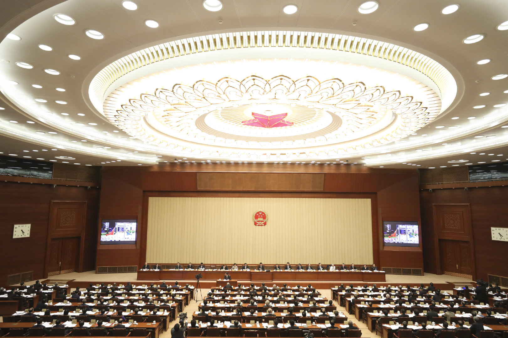 中國全國人大即將審議「港版國安法」(圖/微博)