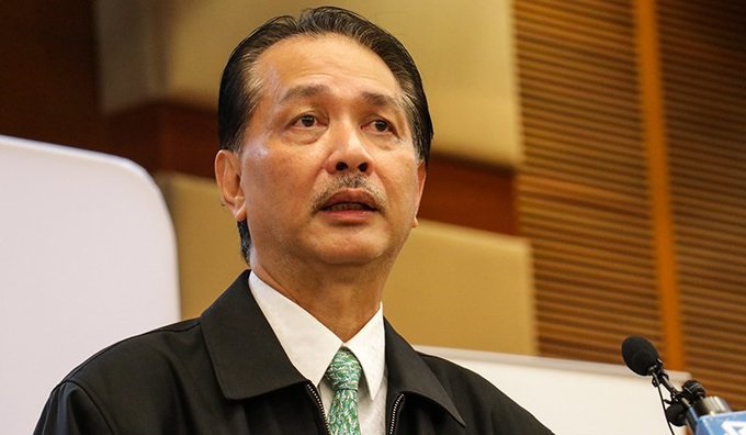 馬來西亞衛生總監諾希山(Noor Hisham Abdullah)在記者會上讚揚台灣，即使沒有實施行動管制令，但台灣人卻懂得維持社交距離，並做好個人衛生防護措施，才讓武漢肺炎疫情沒有在台灣爆發。(圖：推特)