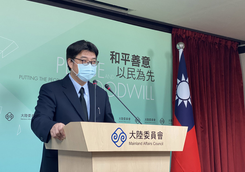 陸委會發言人邱垂正7日在例行記者會指出，台灣參與世界衛生大會（WHA）是台灣人民長期以來的權利，中共相關單位以「一中」原則及「九二共識」排除台灣，證明陸方是以政治干預健康人權。(圖：中央社)