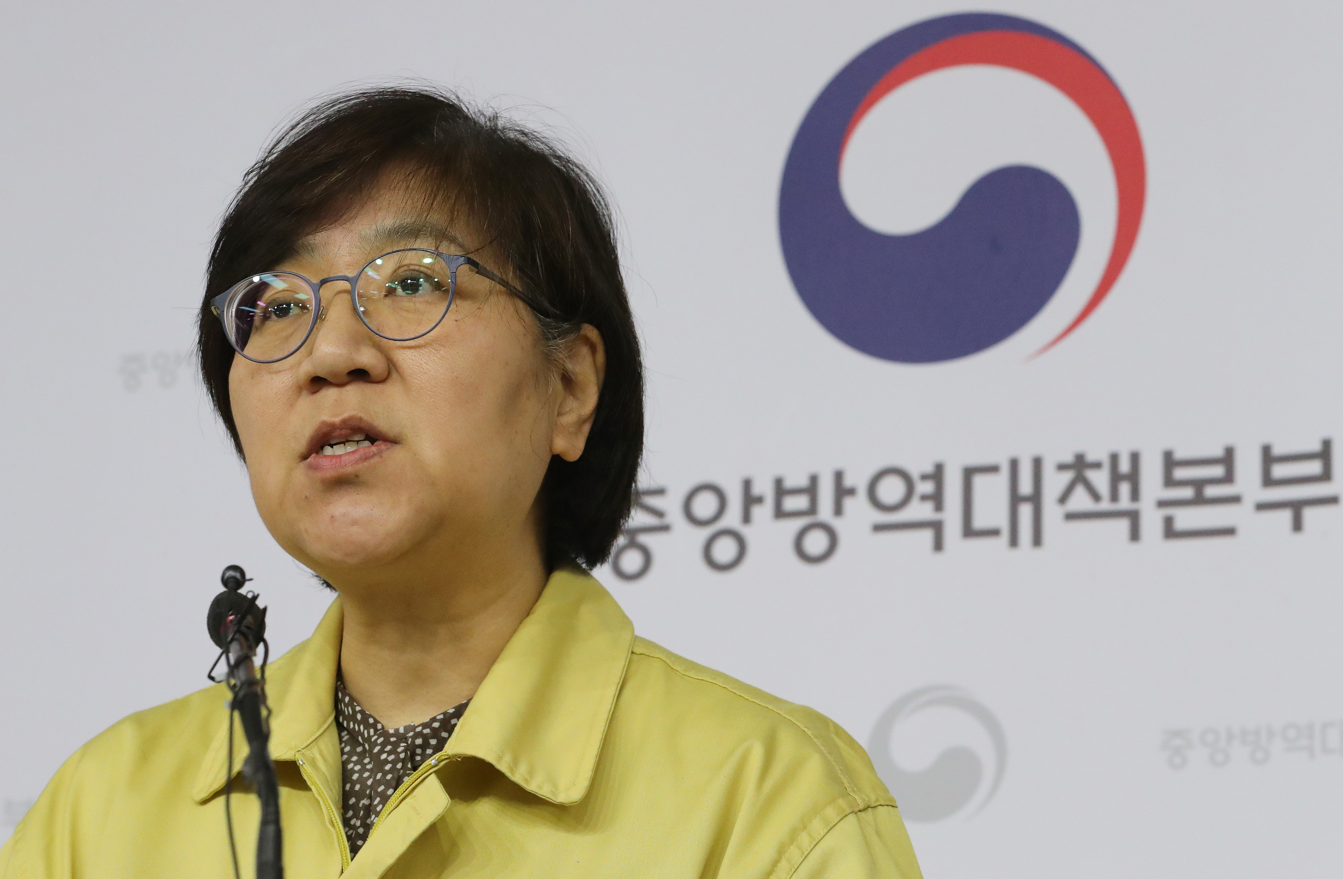 南韓中央防疫對策本部長鄭銀敬(Jeong Eun-kyeong)表示，經過專家診斷，先前接獲通報的2例疑似案例，皆非多系統發炎症候群，而是罹患川崎病。(網路圖片)