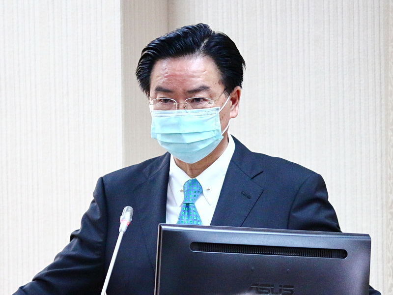 外交部長吳釗燮11日在立法院外交委員會主動提到世衛組織與中國2005年達成的秘密備忘錄，並希望未來有更多國家支持打破此框架 (央廣記者王照坤 攝)