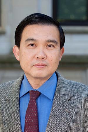美國阿肯色大學電機工程系華裔教授洪思忠(Simon S. Ang) (圖：阿肯色大學官網)
