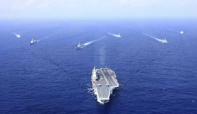圖為解放軍航空母艦遼寧號編隊。（中新社資料照）(資料照片/CNA)