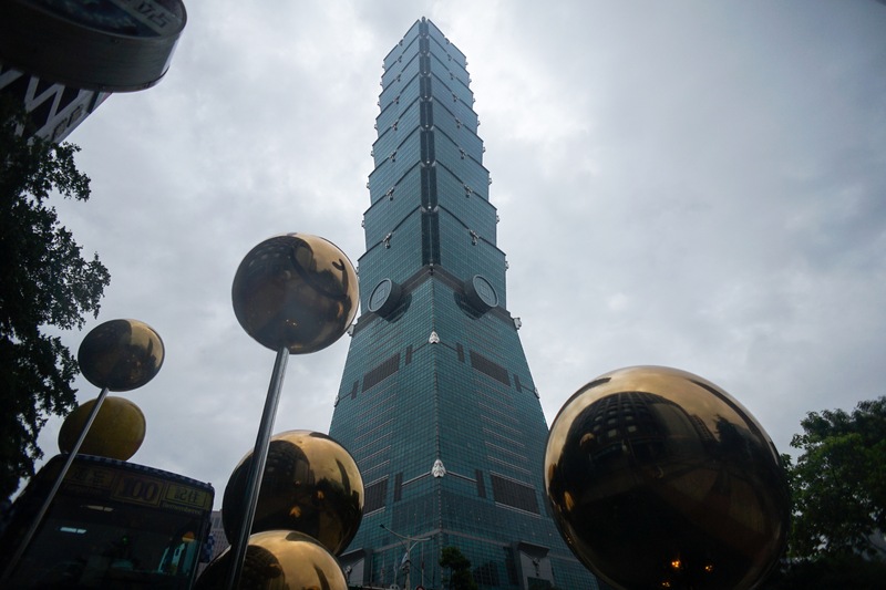 經濟復甦開根號？ 今年GDP正成長只有台、中、越。圖為台北街頭一景。(資料照片/CNA)