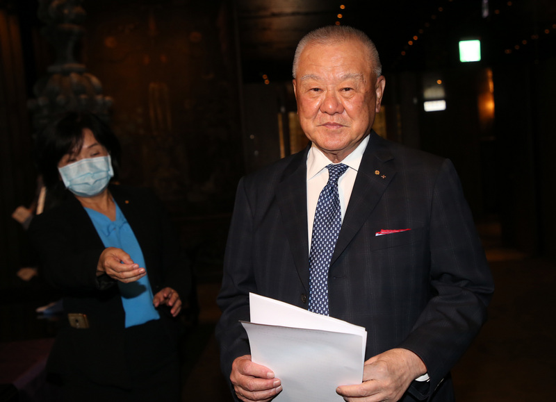中華民國工商協進會理事長林伯豐（右）。（中央社）