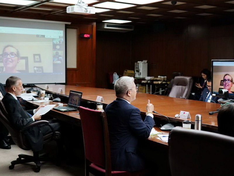 台灣與美國4日上午以視訊連線方式舉行「太平洋防疫援助線上對話」(外交部提供)