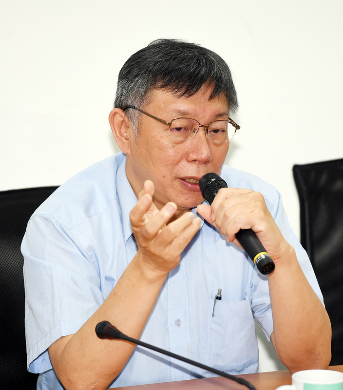高雄市長補選帶職參選惹議 柯文哲：應法制化(中央社)