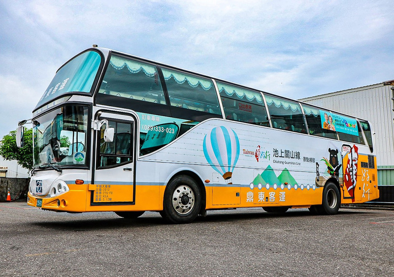 自即日起到9月底，針對使用電子票證、含行動支付的旅客，只要搭乘「台灣好行」即可享半價優惠。（資料照片/台東縣政府提供）