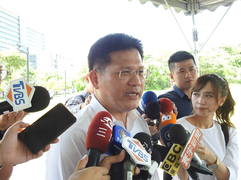 「做個聰明用路人」說法惹議 林佳龍澄清非歸責任何人(中央社／資料照)