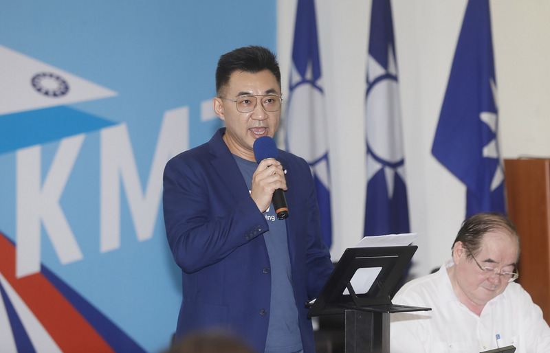 國民黨主席江啟臣24日在中常會中表示，改革委員會討論的過程中有辯論、有討論，這是黨務前進的必要考驗，但也必須在喧鬧中找到秩序與方向。(圖：中央社)