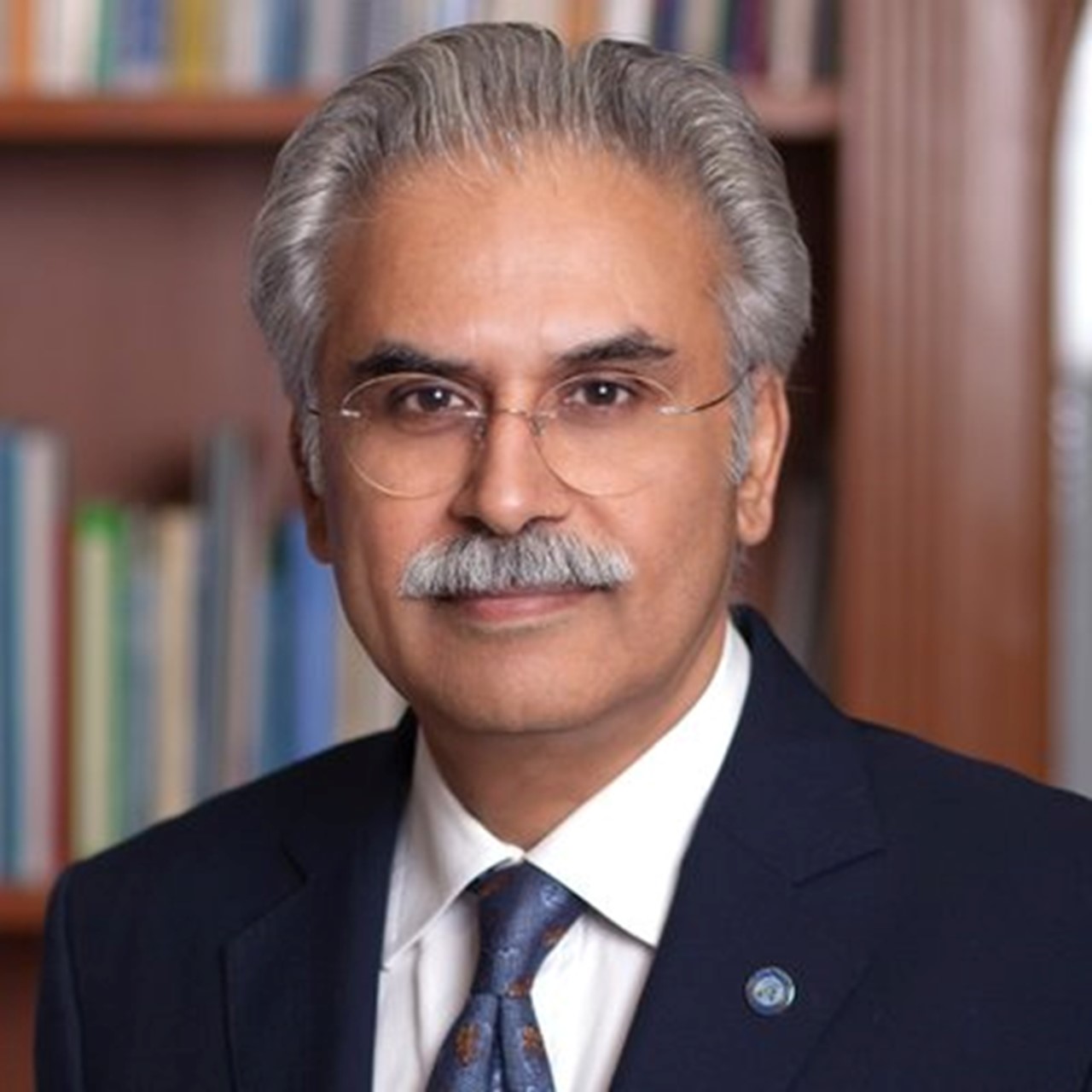 巴基斯坦衛生部長麥薩(Zafar Mirza)。(圖/推特)