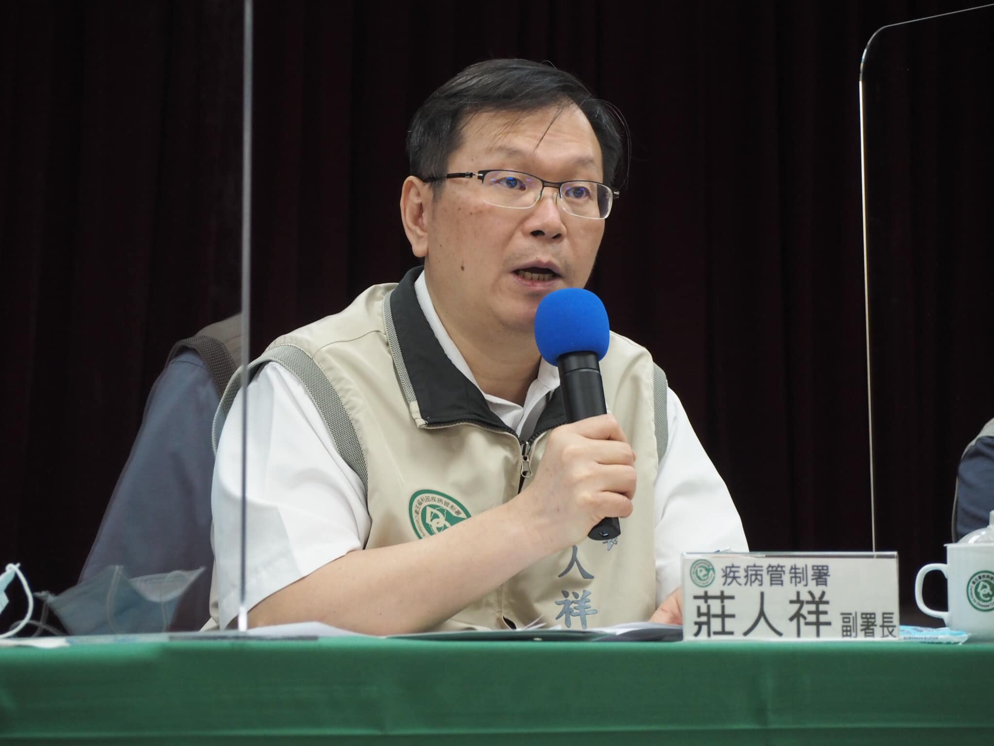 中央流行疫情指揮中心發言人莊人祥24日表示，台灣最快明年第1季可透過「疫苗全球取得機制」(COVAX)購得10%至50%人口的疫苗量。(RTI)