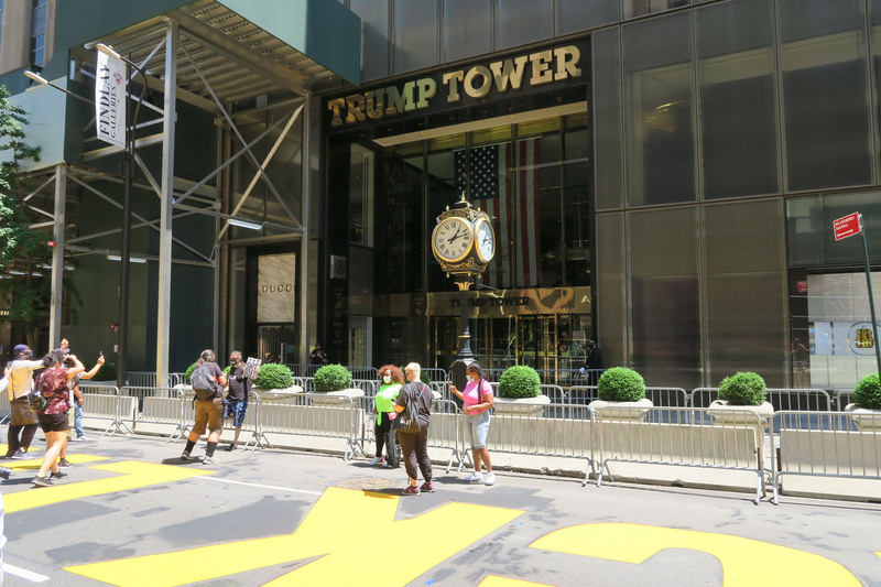 圖為位於紐約曼哈頓的川普大樓。(圖:中央社檔案照片)