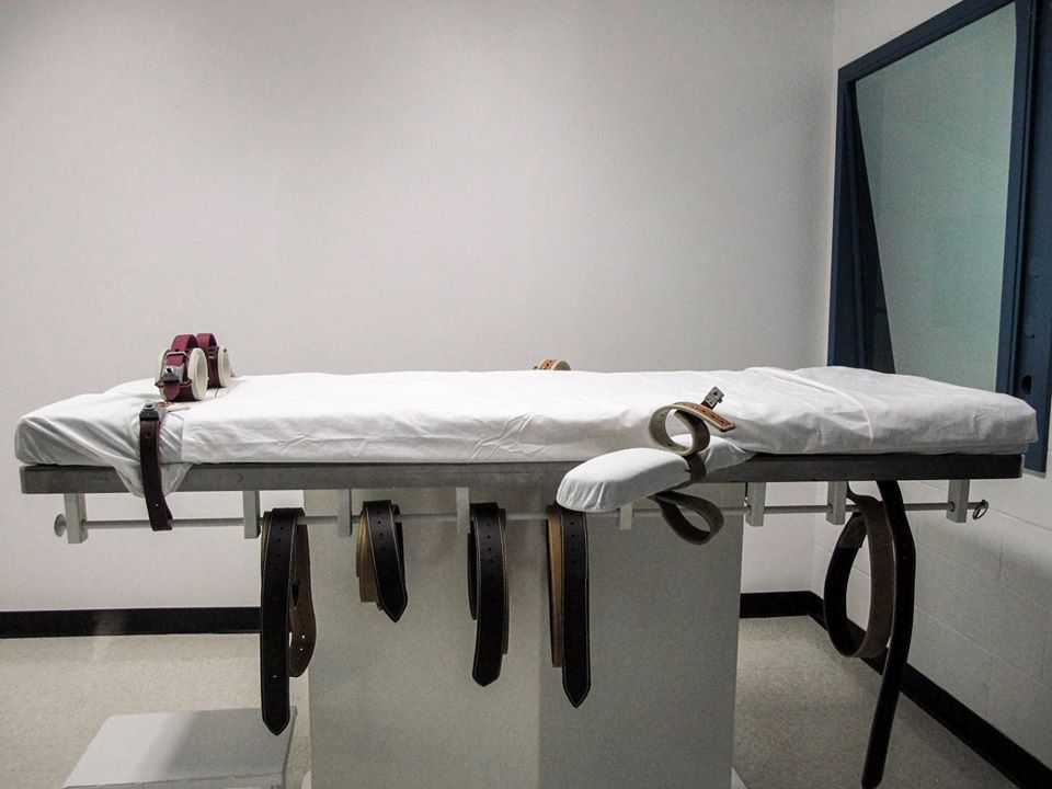 注射死刑，或注射毒藥、致命性注射是指利用注射足以致命劑量的藥劑使被注射對象立即死亡的一個方法與過程。(美聯社/達志影像)